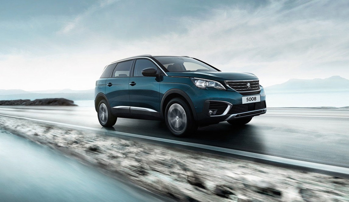 Los mejores coches de renting para viajar en familia
