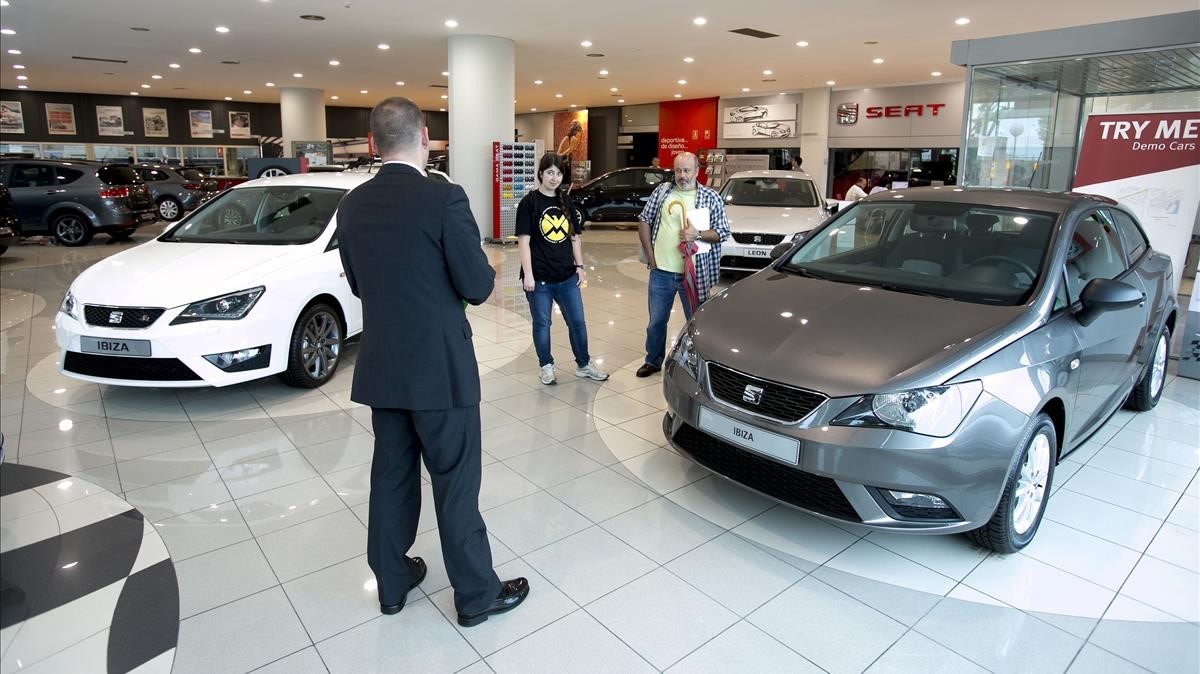 ¿Cuánto cuesta financiar un coche nuevo y cuánto acabo pagando?