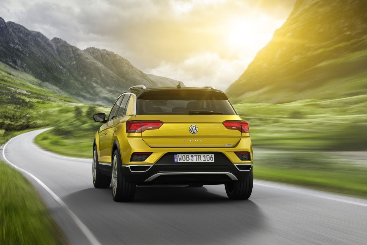 Volkswagen T-Roc: la conducción de un compacto, la presencia de un SUV 4 Imagen Volkswagen T-Roc exterior