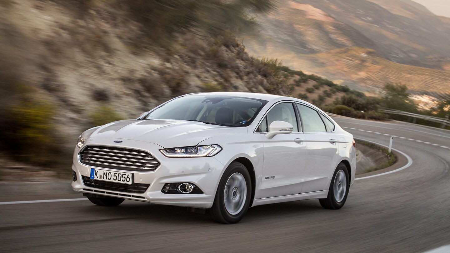 Coches híbridos: cómo funcionan, cómo ahorran energía y que ventajas te aportan