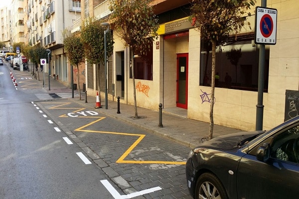 5 trucos para aparcar fácil y rápido y 1 infalible para manejarte por el centro de Madrid