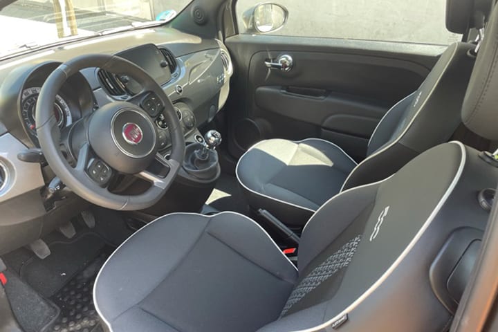 Fiat-500-Sport 1.0 6v GSE Hibrido-interior