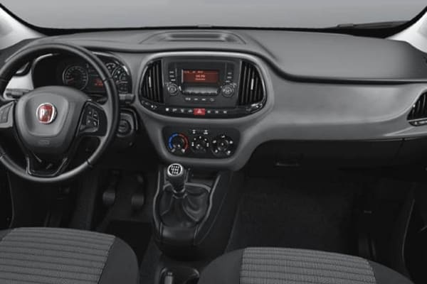 Fiat-Doblo Cargo-SX 1.6 Mjet-interior