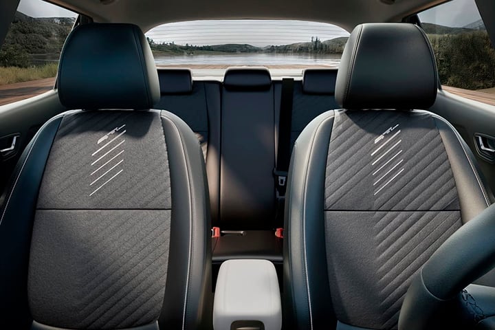 Kia-Stonic-1.0 T-GDi MHEV Concept-interior2