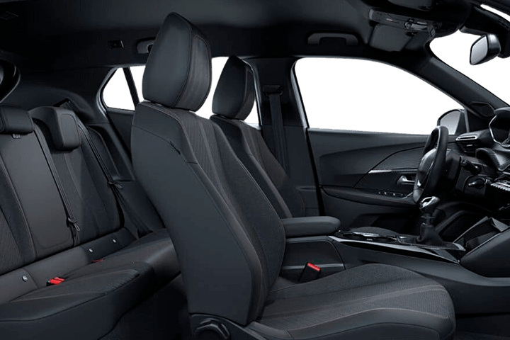 Peugeot-2008-Allure Hybrid 136 Automatico-interior2