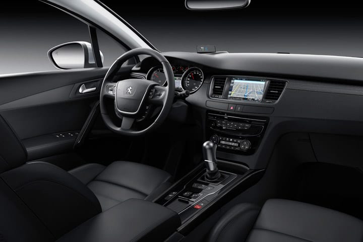 Peugeot-508-SW Active 1.6 BlueHDi 120-interior