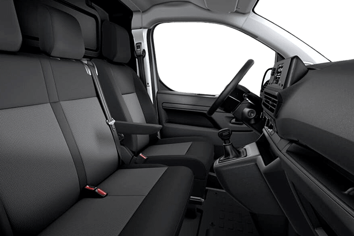Peugeot-Expert-BlueHDi 120 SS Standard-interior2