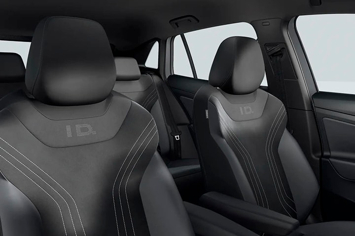 Volkswagen-ID.4-Pro 77kWh Auto-interior2