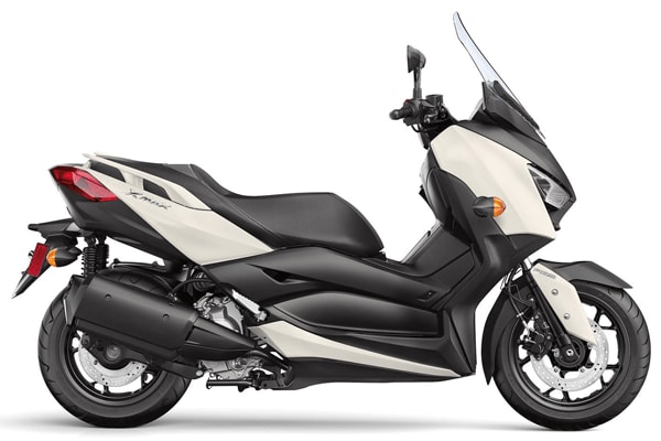 Yamaha-Xmax 125-2018-interior
