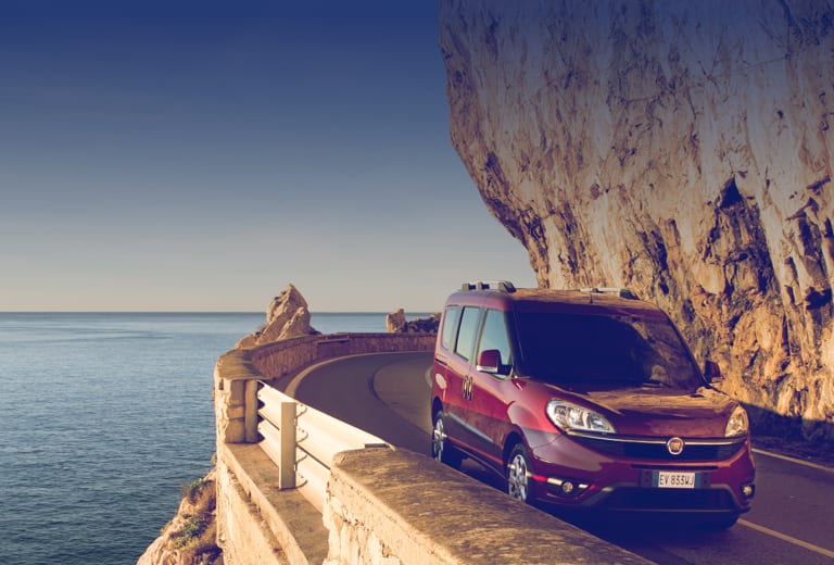 Fiat Doblo Cargo background