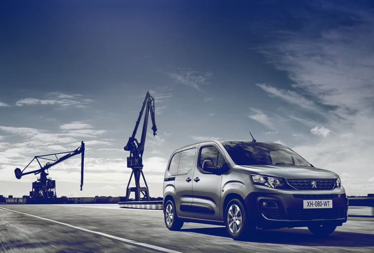 Peugeot Partner background