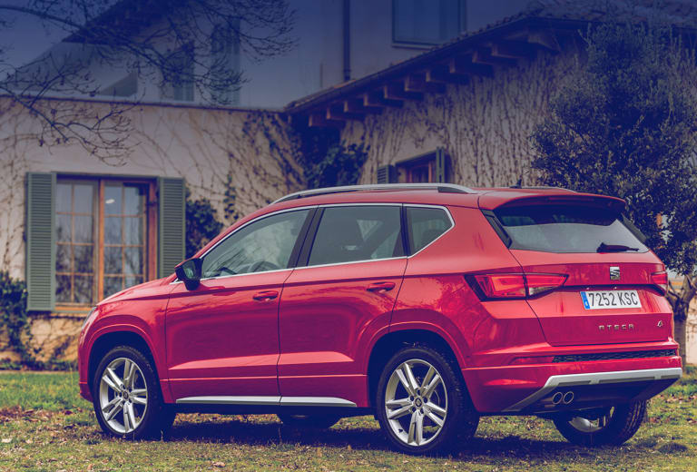 Seat Ateca background