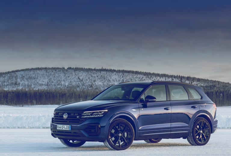 Volkswagen Touareg background