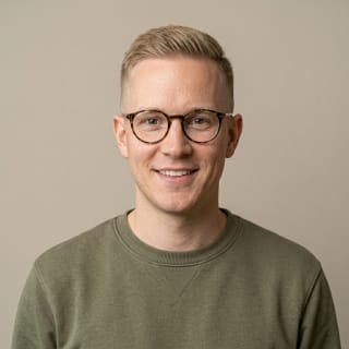 Portrait von Lukas Vossen