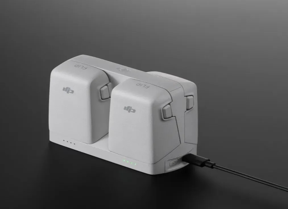 DJI-Flip-Two-Way-Charging-Hub_result.webp