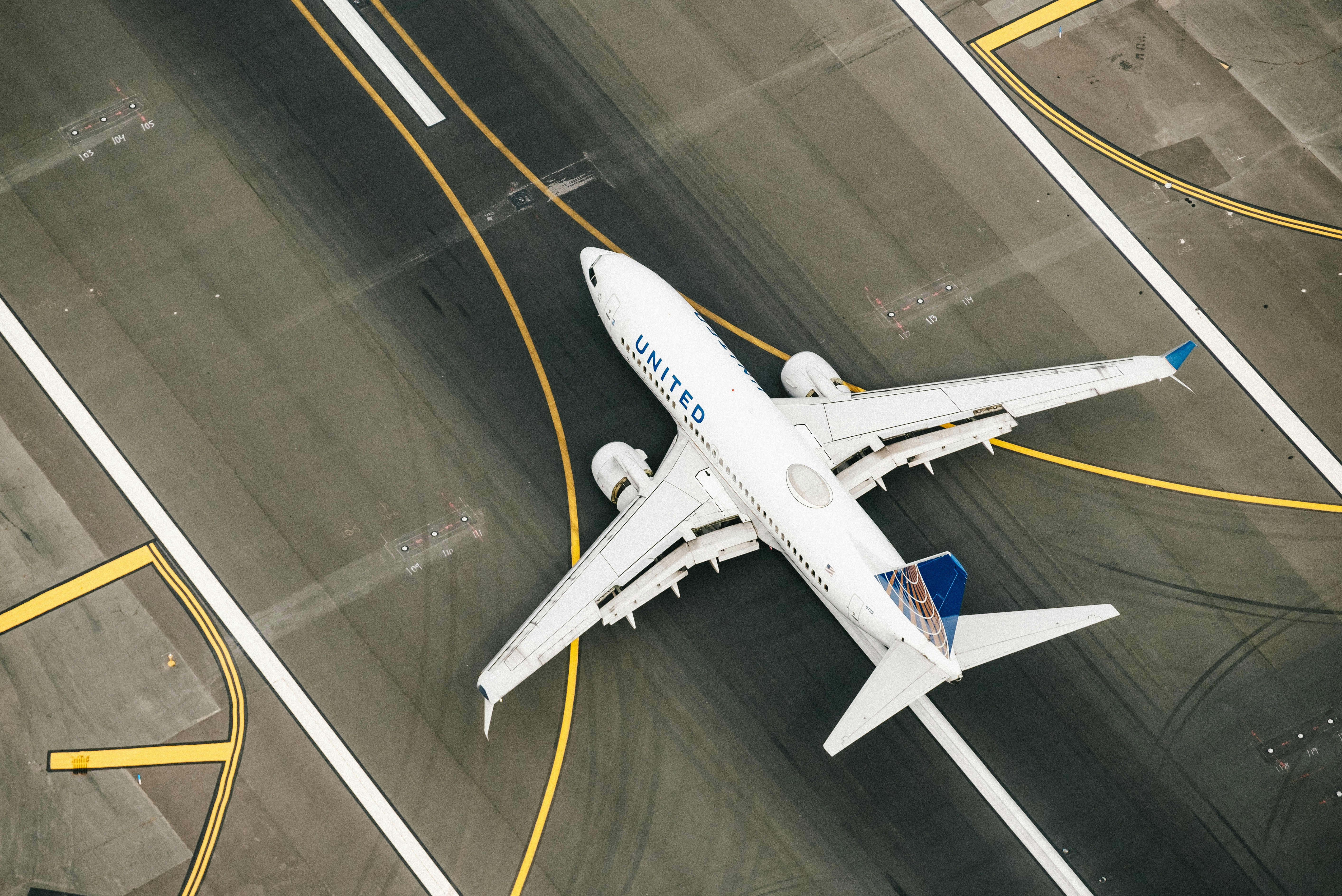 Airplane in flight — Transport & Aviation practice