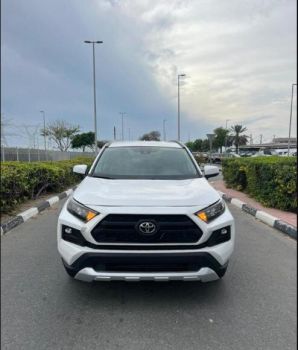 Toyota RAV4 XLE 2021, tout équipé, garantie Toyota