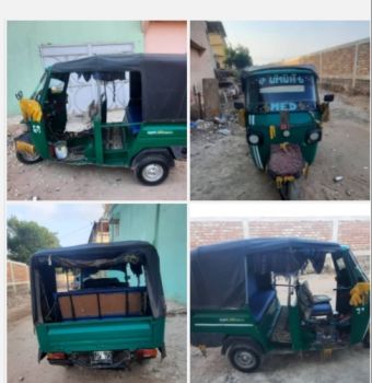 Bajaj Piaggio 3 places, bon état