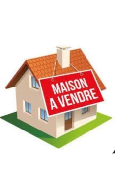 Maison Q3, 3 toilettes, 3 cuisines, bon emplacement