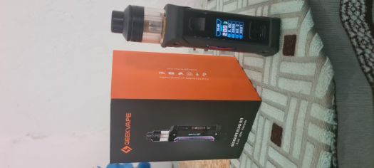 Cigarette électronique Geekvape avec modes VW, TC et bypass