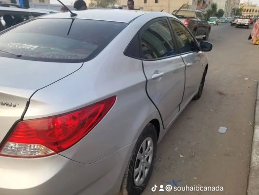 Hyundai Accent 2013, diesel, boîte automatique, état impeccable à vendre