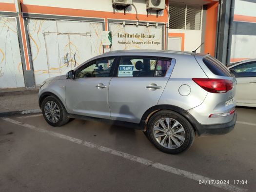 Voiture KIA Sportage R 2015, diesel, automatique, excellent état