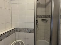 Bad mit Dusche