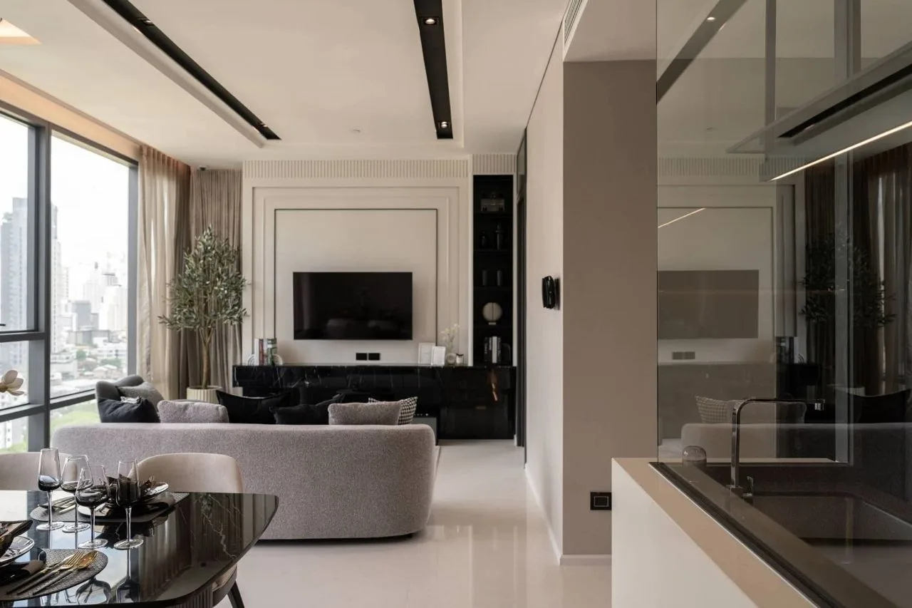 2 bedroom condo for rent in Thong Lo Bangkok - bathroom and modern finishes