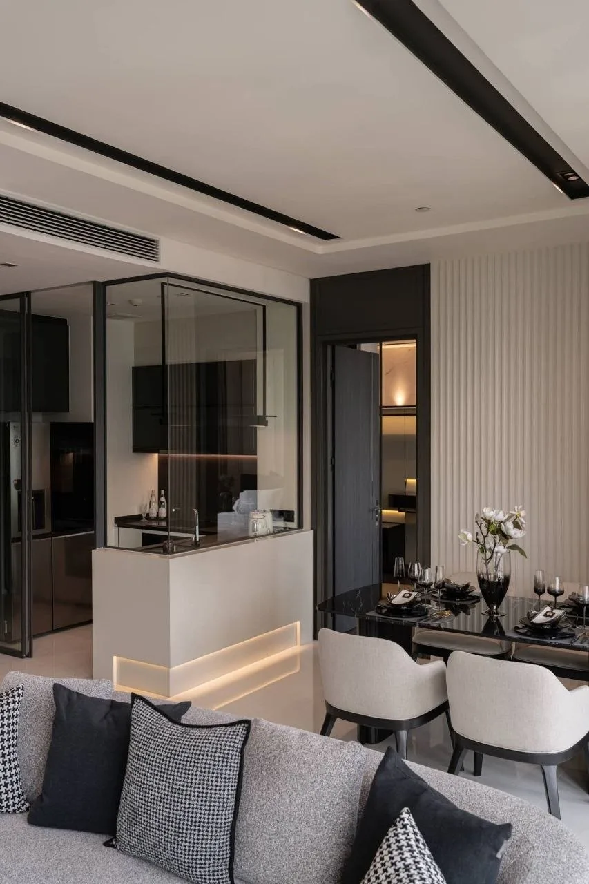 2 bedroom condo for rent in Thong Lo Bangkok - swimming pool and building amenities