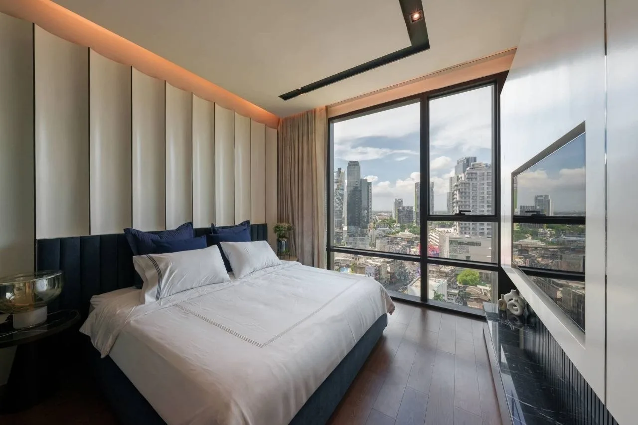 2 bedroom condo for rent in Thong Lo Bangkok - master bedroom interior
