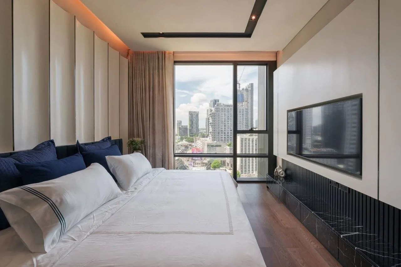 2 bedroom condo for rent in Thong Lo Bangkok - bathroom and modern finishes