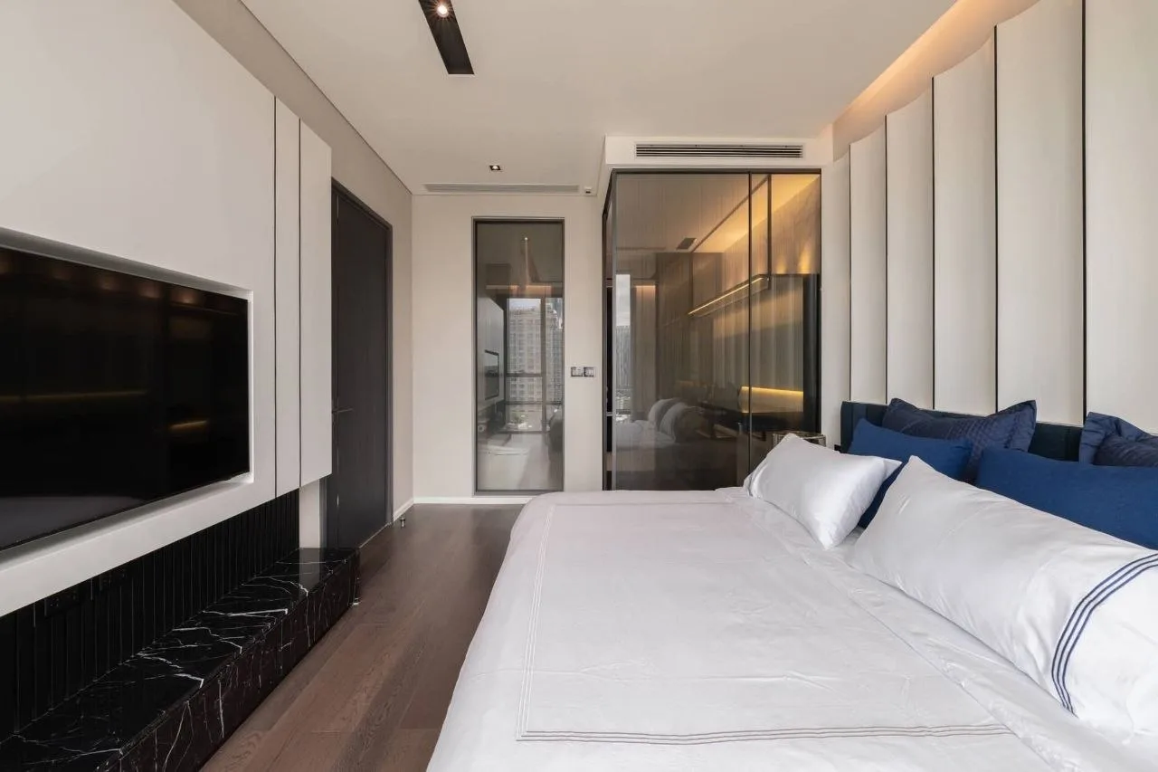 2 bedroom condo for rent in Thong Lo Bangkok - balcony perspective