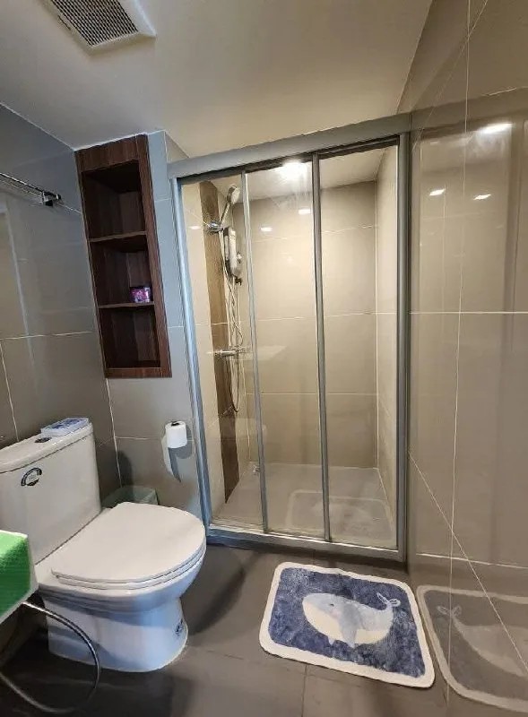 2 bedroom condo for rent in Rama 9 Bangkok - living room view