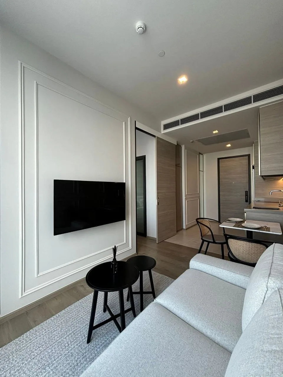 The Crest Park Residences