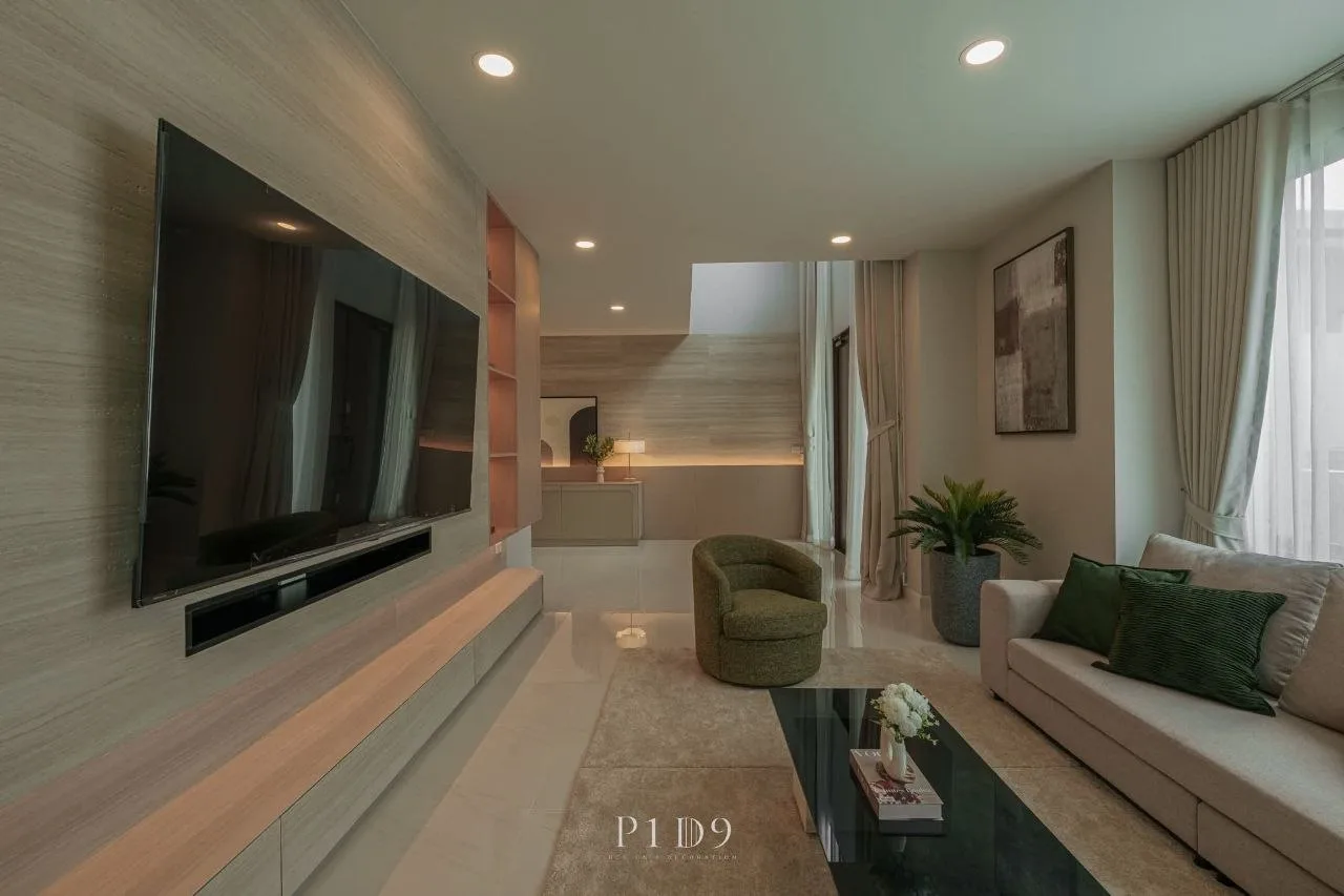 4 bedroom house for rent in Bang Na Bangkok - master bedroom interior