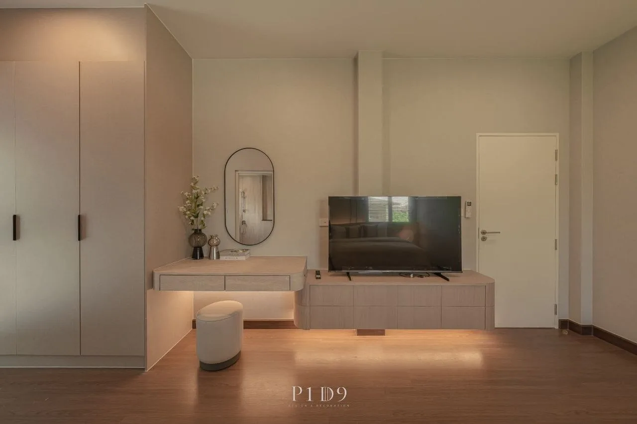 4 bedroom house for rent in Bang Na Bangkok - master bedroom interior