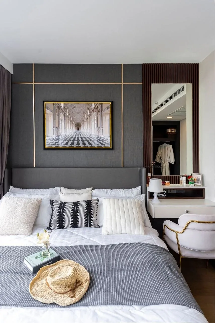 2 bedroom condo for rent in Sukhumvit Bangkok - master bedroom interior