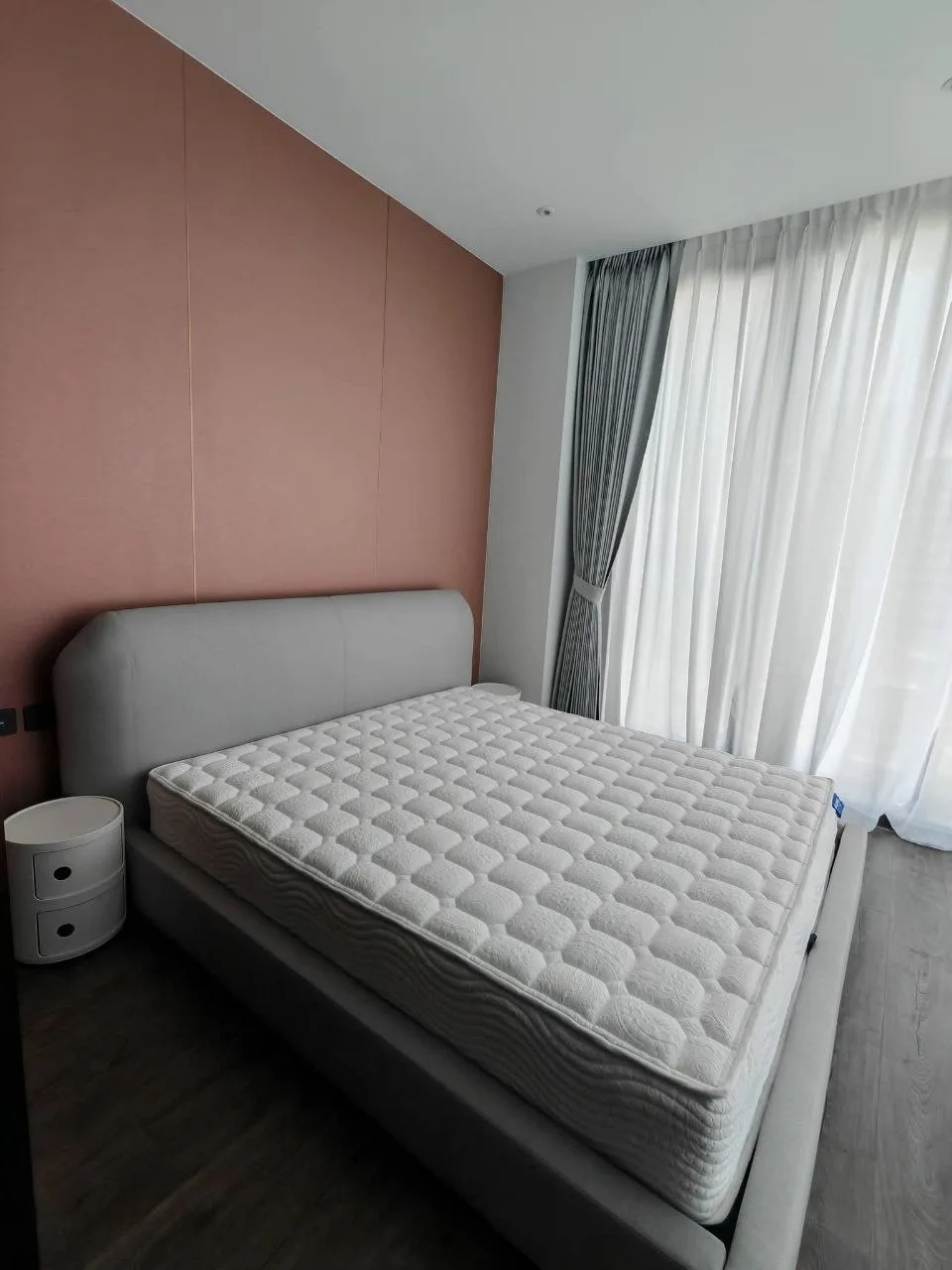 2 bedroom condo for rent in Sathorn Bangkok - bathroom and modern finishes