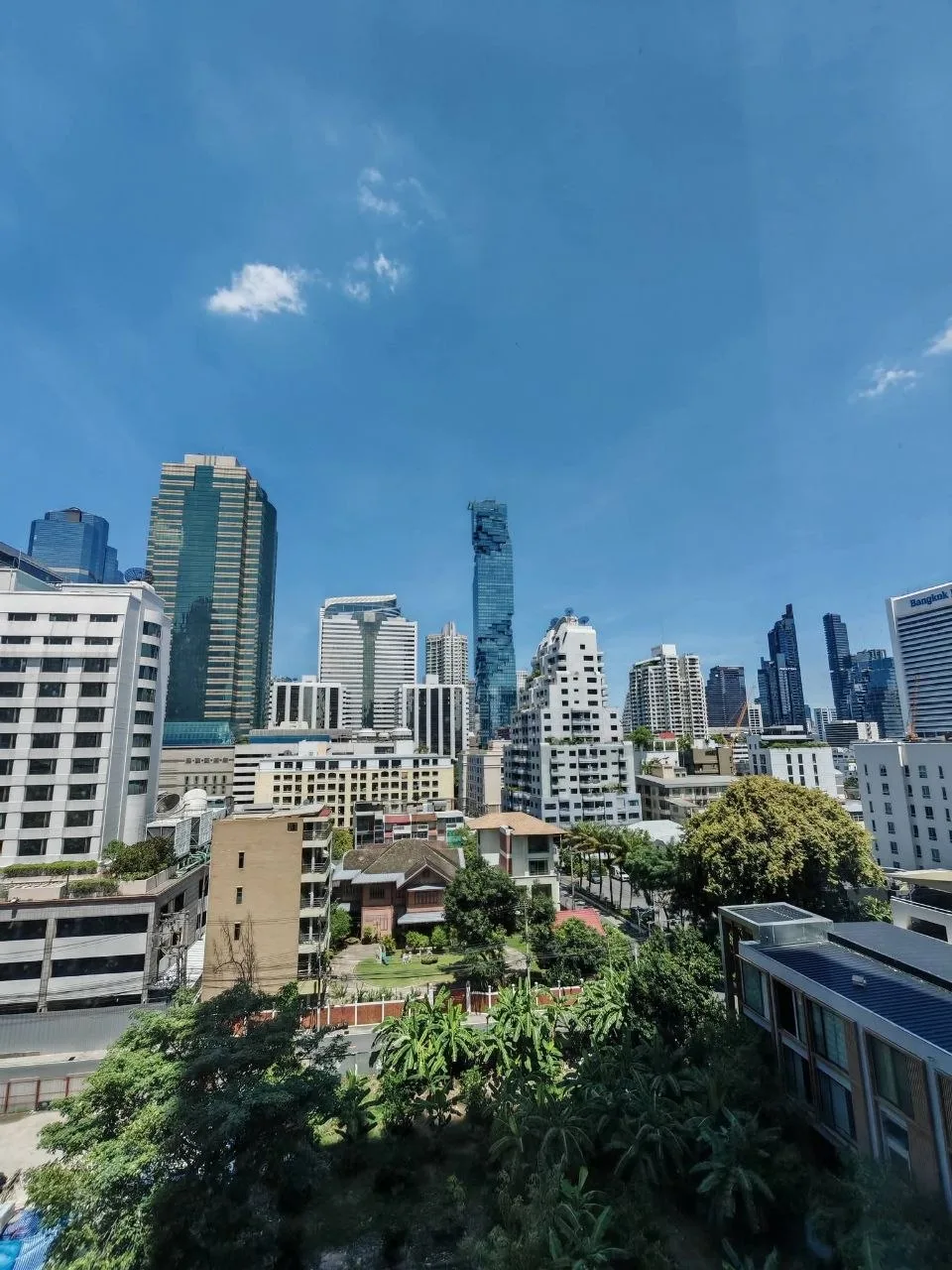 2 bedroom condo for rent in Sathorn Bangkok - balcony perspective