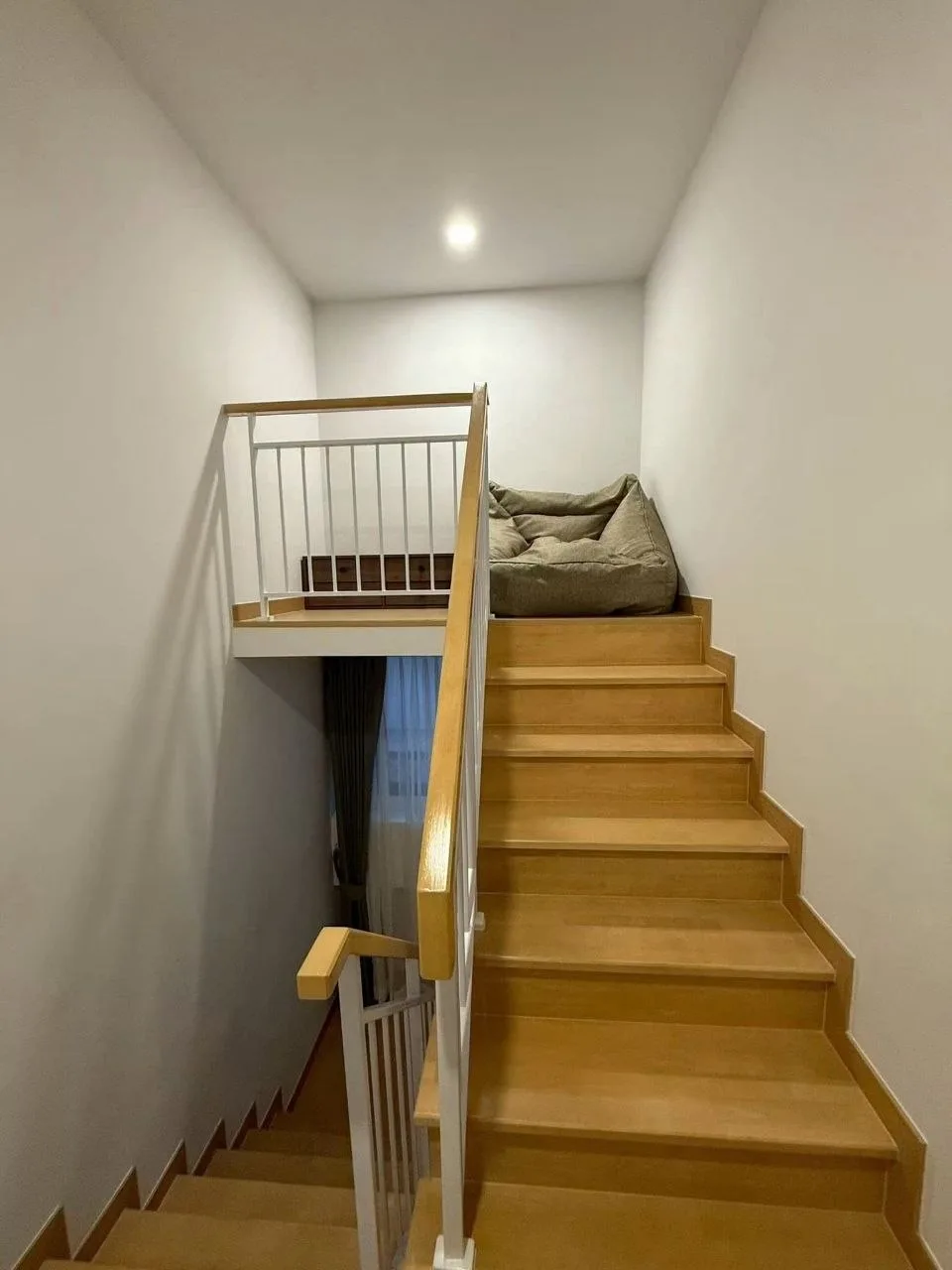 4 bedroom house for rent in Bang Na Bangkok - swimming pool and building amenities