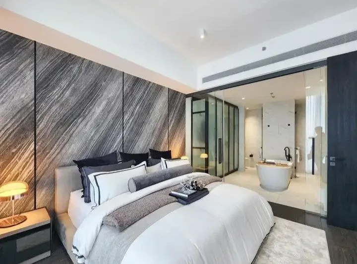 2 bedroom condo for rent in Sathorn Bangkok - master bedroom interior