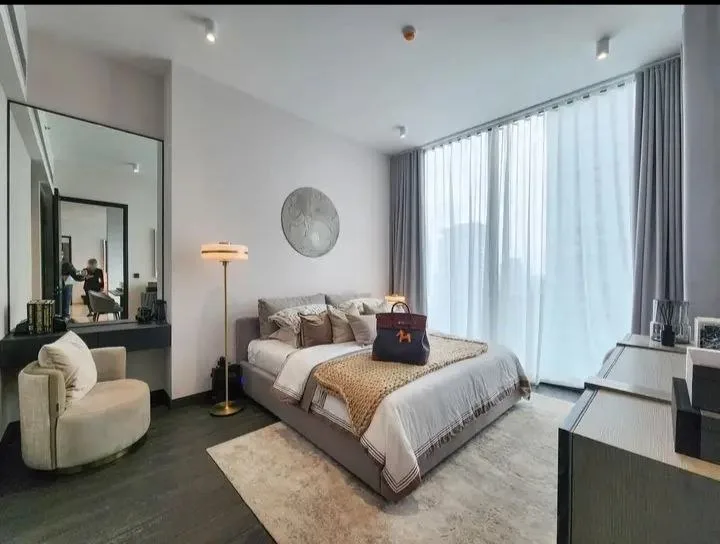 2 bedroom condo for rent in Sathorn Bangkok - bathroom and modern finishes