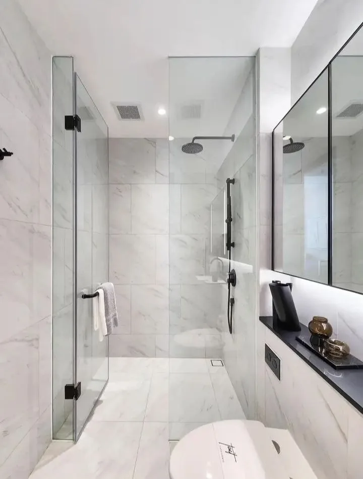 2 bedroom condo for rent in Sathorn Bangkok - master bedroom interior