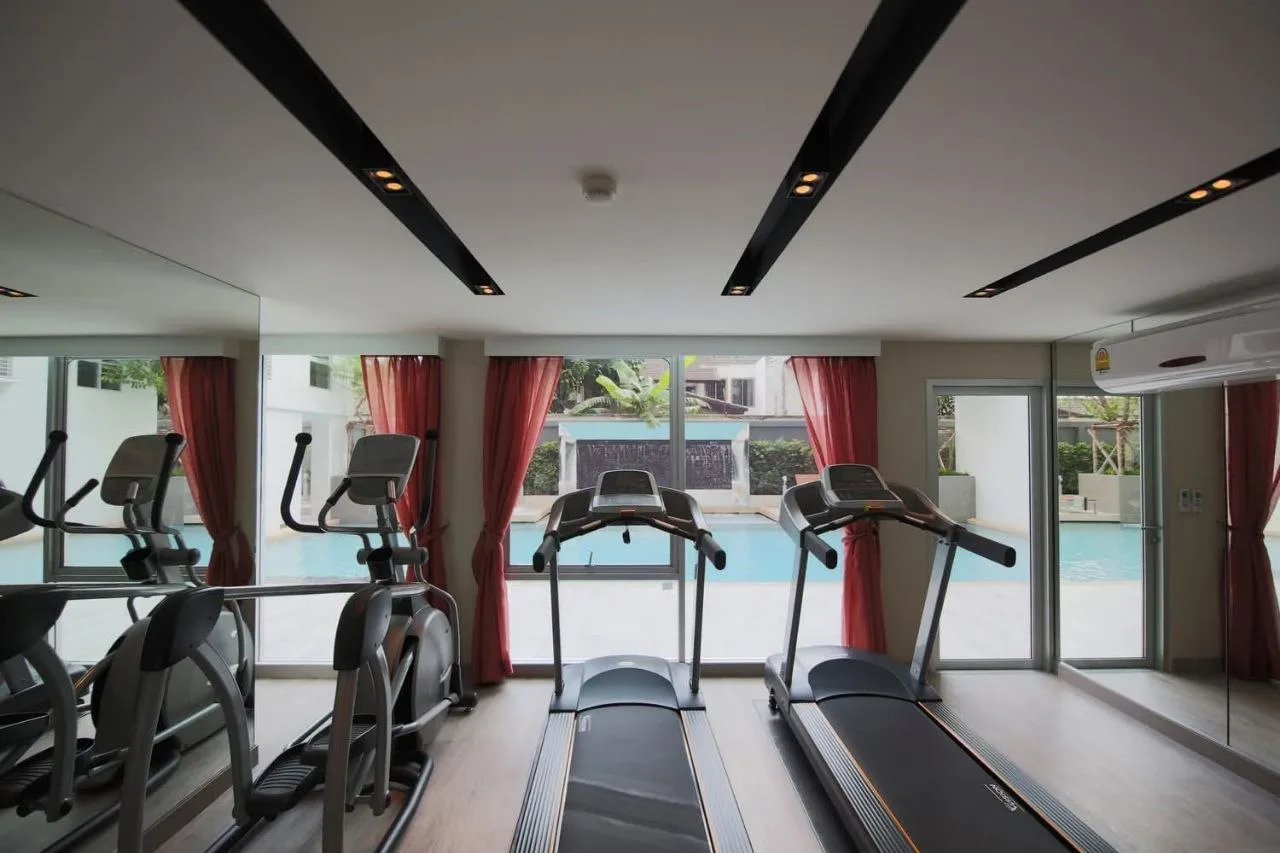 2 bedroom condo for rent in Sukhumvit Bangkok - balcony perspective