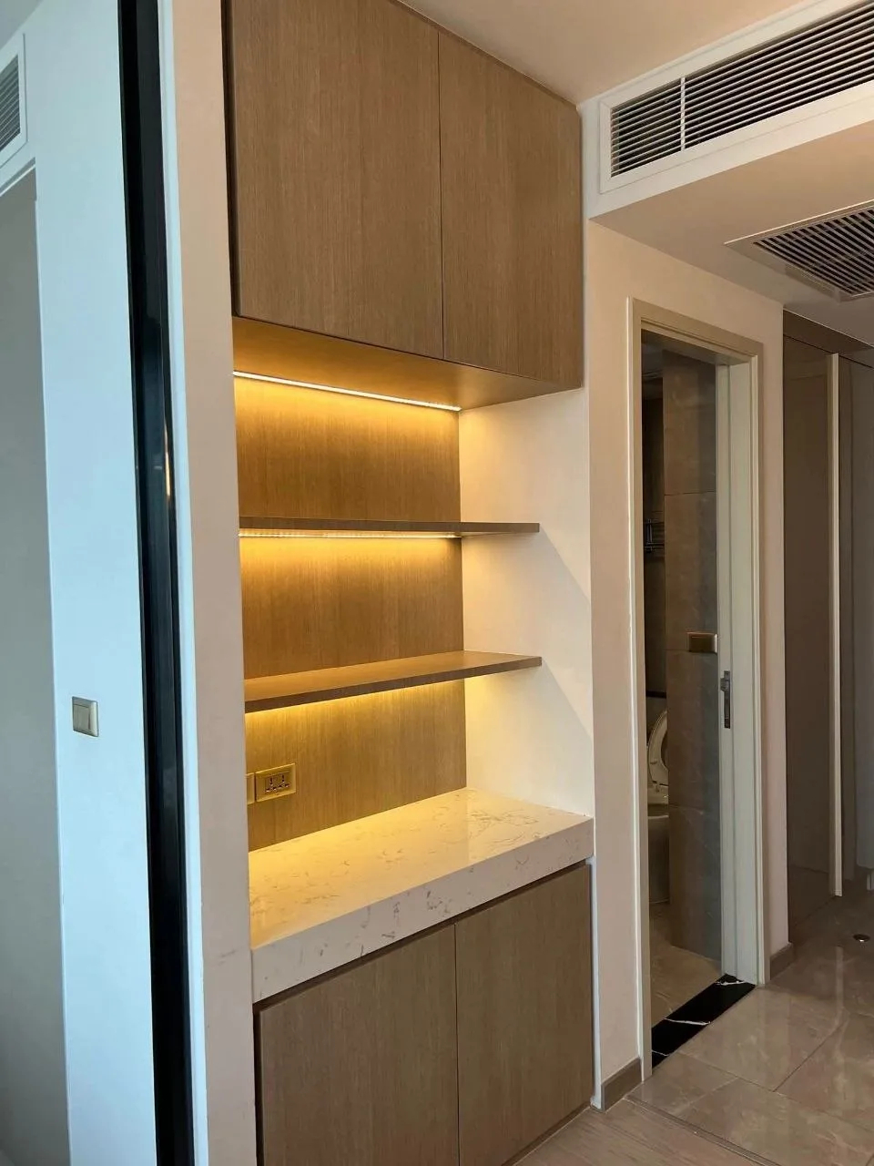 1 bedroom condo for rent in Rama 9 Bangkok - living room view
