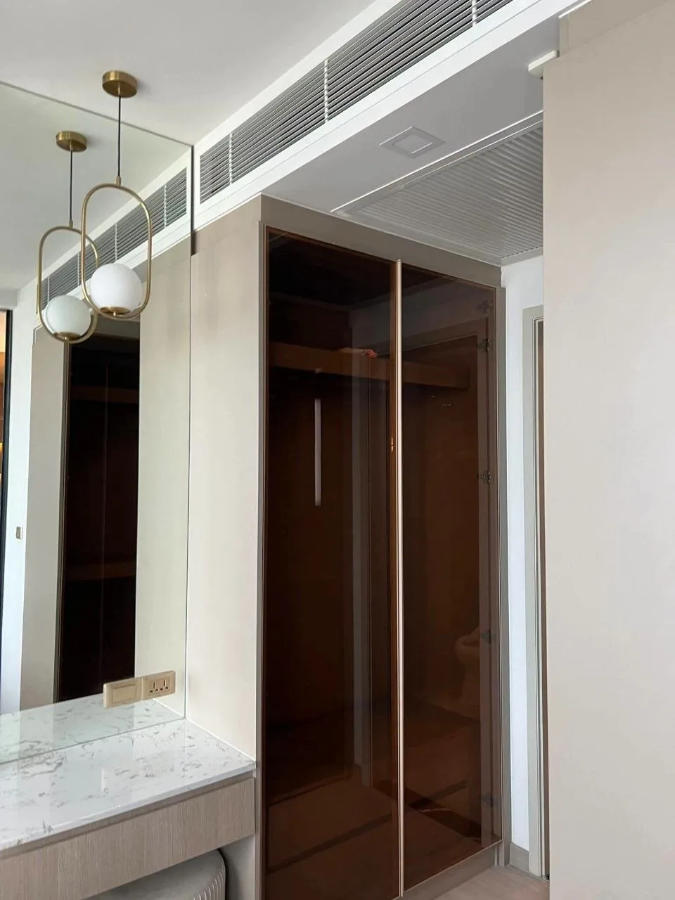 1 bedroom condo for rent in Rama 9 Bangkok - master bedroom interior