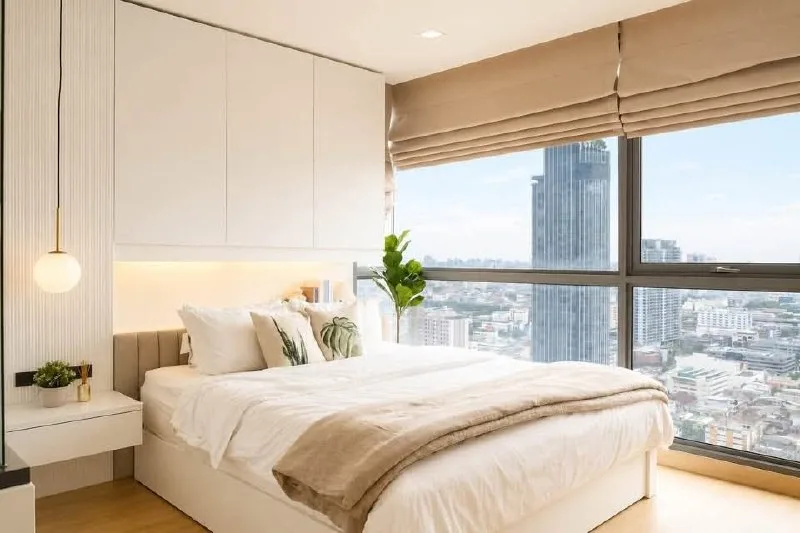 2 bedroom condo for rent in Phaya Thai Bangkok - bathroom and modern finishes
