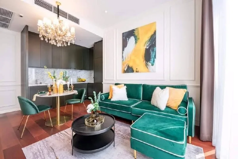 2 bedroom condo for rent in Phaya Thai Bangkok - living room view