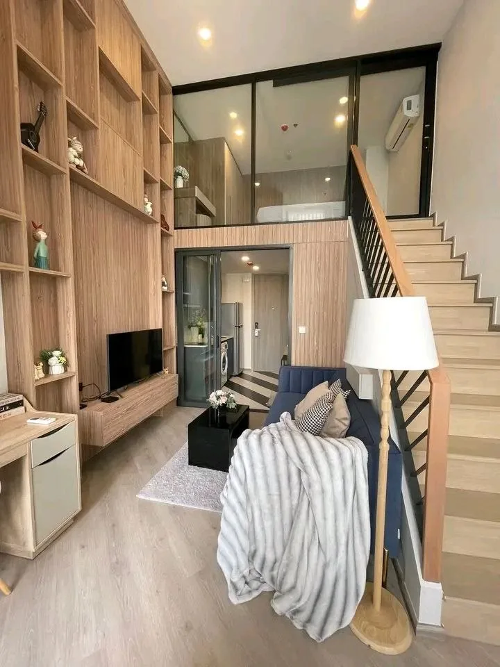 1 bedroom condo for rent in Saphan Mai Bangkok - kitchen and dining area