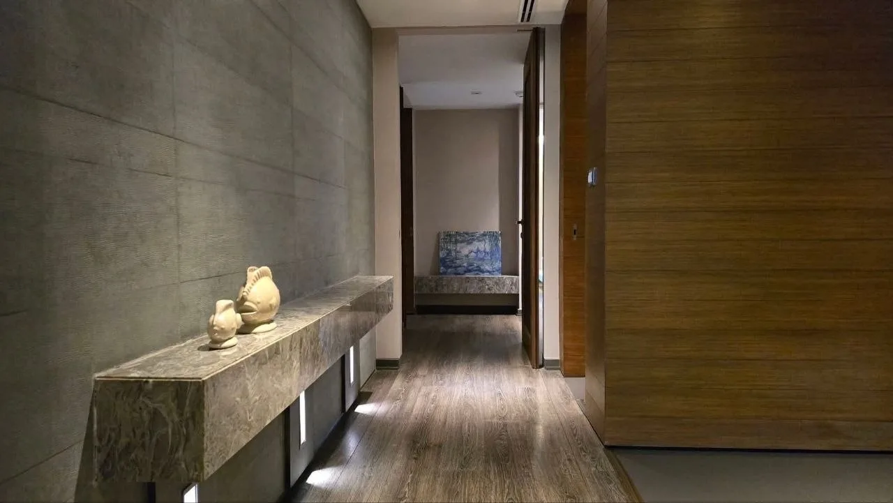 3 bedroom condo for rent in Chit Lom / Ploenchit Bangkok - master bedroom interior